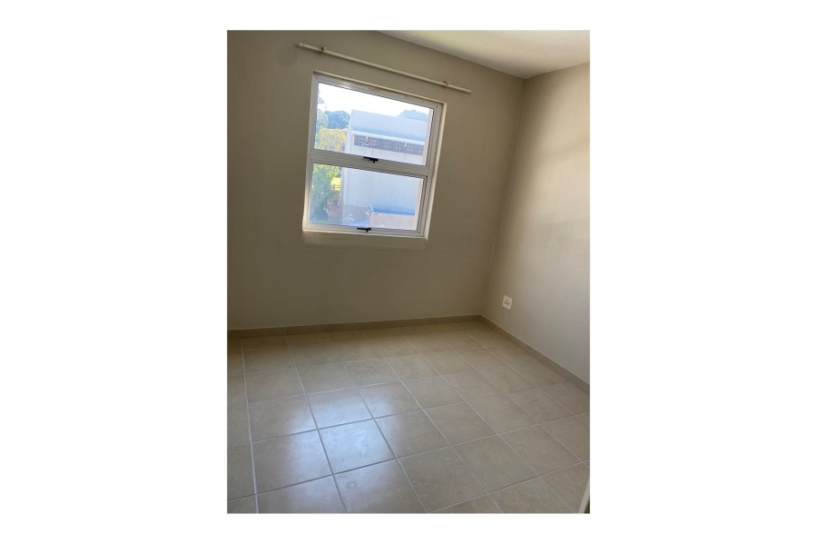 To Let 2 Bedroom Property for Rent in Essenwood KwaZulu-Natal