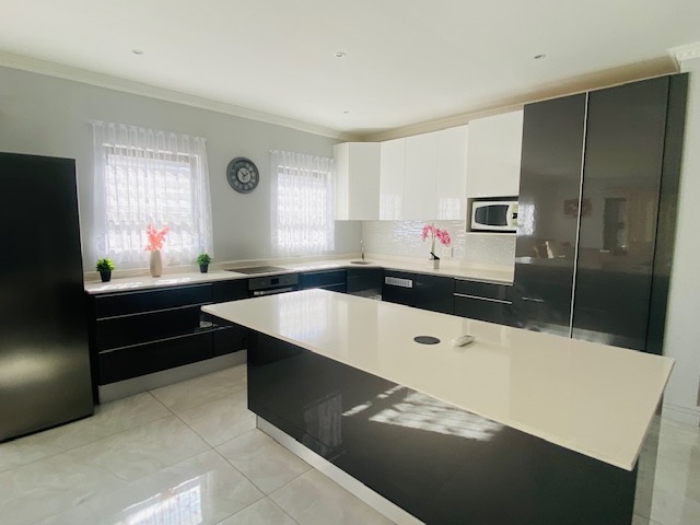 To Let 4 Bedroom Property for Rent in Mzingazi Golf Estate KwaZulu-Natal