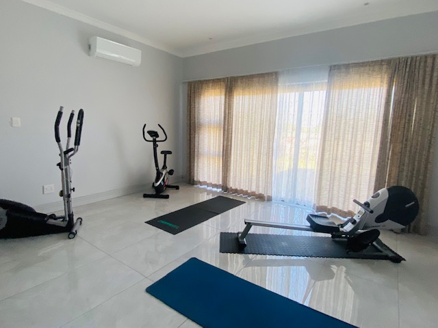 To Let 4 Bedroom Property for Rent in Mzingazi Golf Estate KwaZulu-Natal