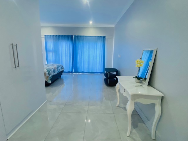 To Let 4 Bedroom Property for Rent in Mzingazi Golf Estate KwaZulu-Natal