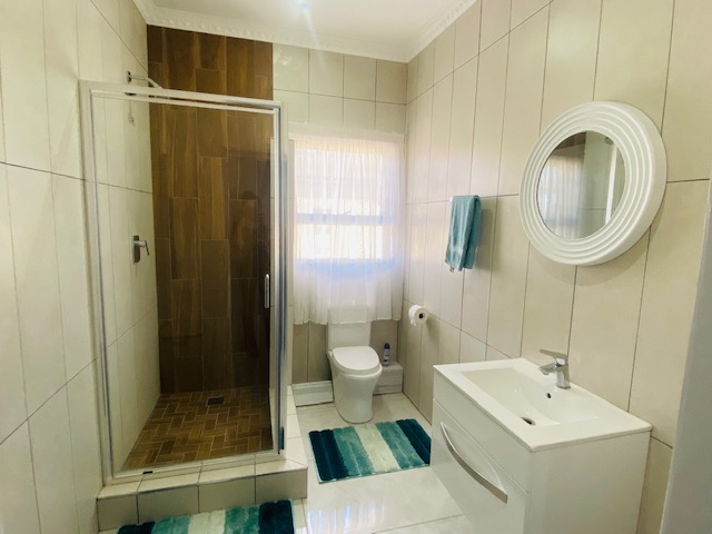 To Let 4 Bedroom Property for Rent in Mzingazi Golf Estate KwaZulu-Natal