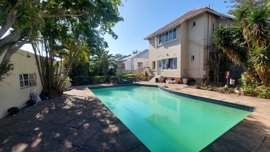 6 Bedroom Property for Sale in Essenwood KwaZulu-Natal