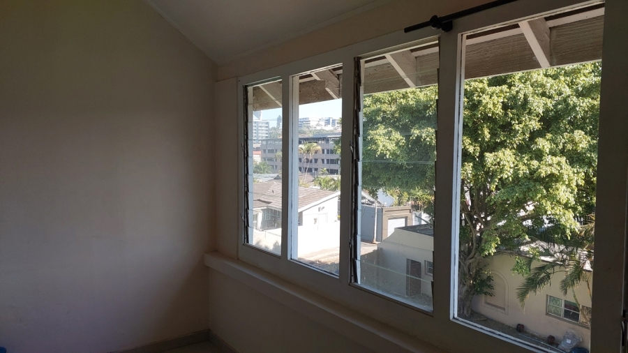 6 Bedroom Property for Sale in Essenwood KwaZulu-Natal