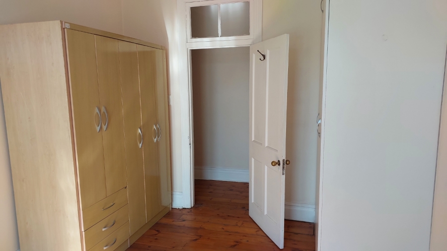 6 Bedroom Property for Sale in Essenwood KwaZulu-Natal