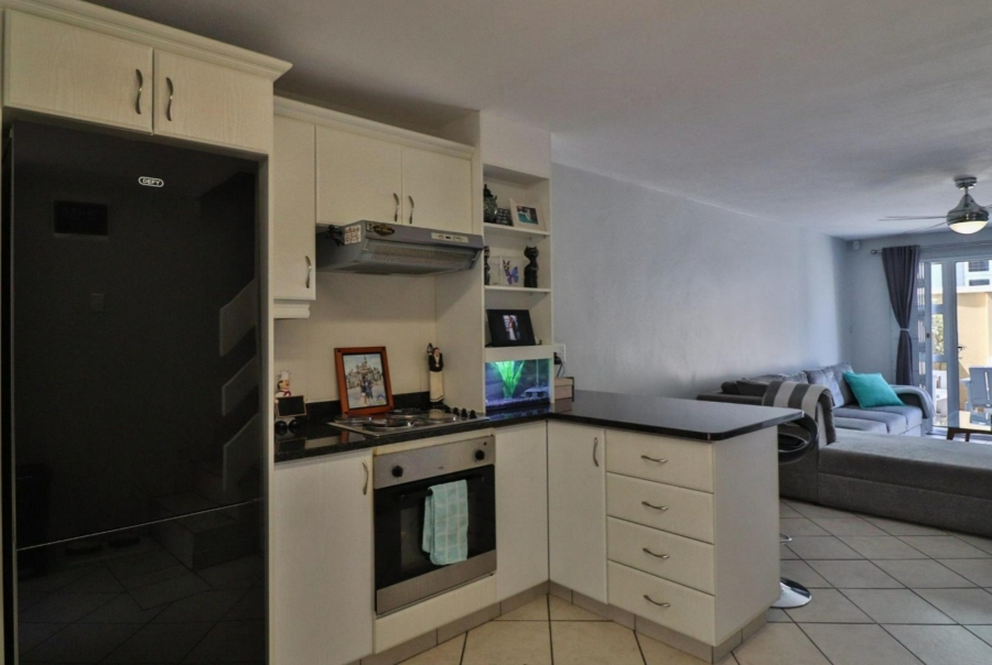 2 Bedroom Property for Sale in Glenwood KwaZulu-Natal