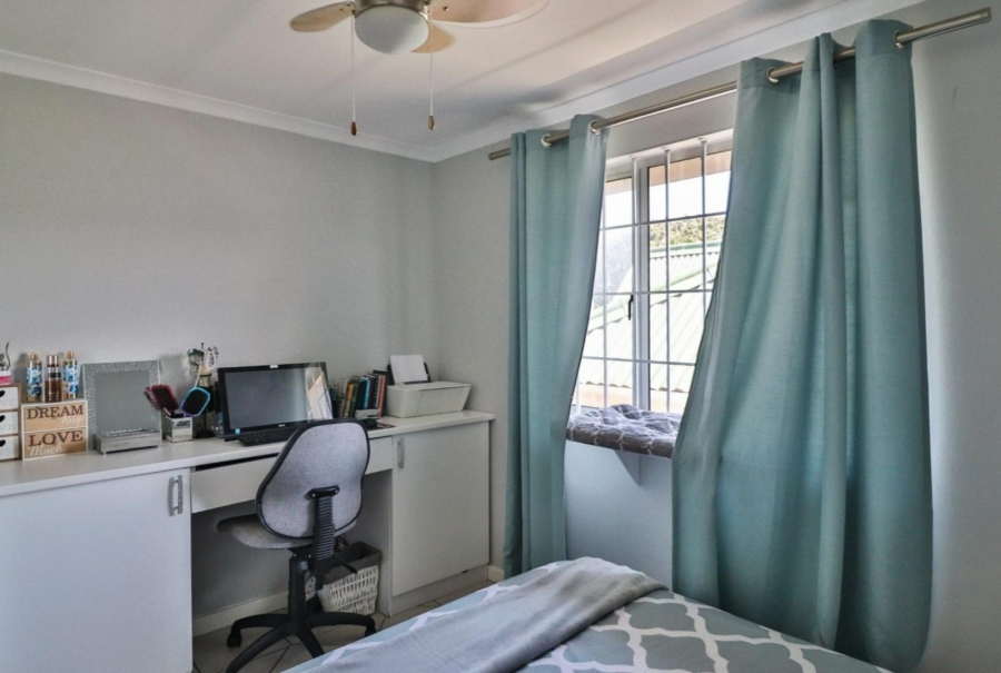 2 Bedroom Property for Sale in Glenwood KwaZulu-Natal