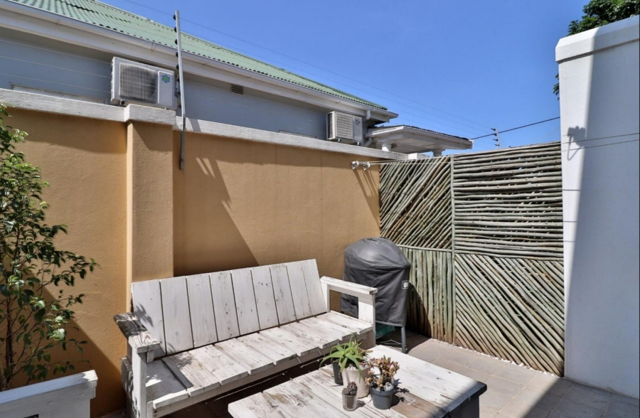 2 Bedroom Property for Sale in Glenwood KwaZulu-Natal
