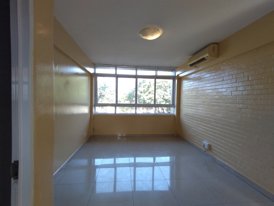 2 Bedroom Property for Sale in Essenwood KwaZulu-Natal
