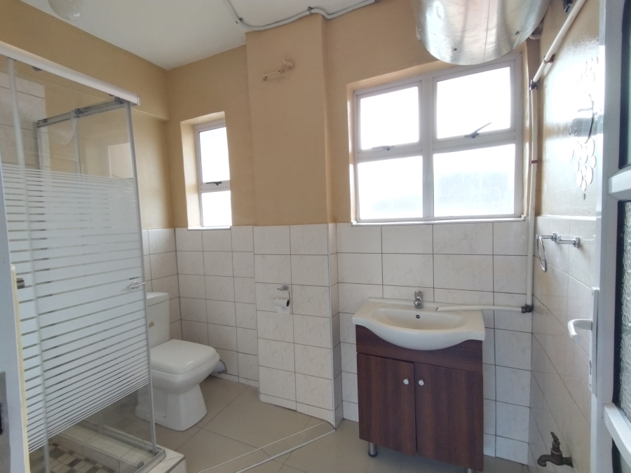 2 Bedroom Property for Sale in Essenwood KwaZulu-Natal