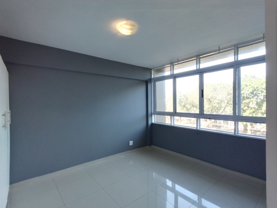 2 Bedroom Property for Sale in Essenwood KwaZulu-Natal