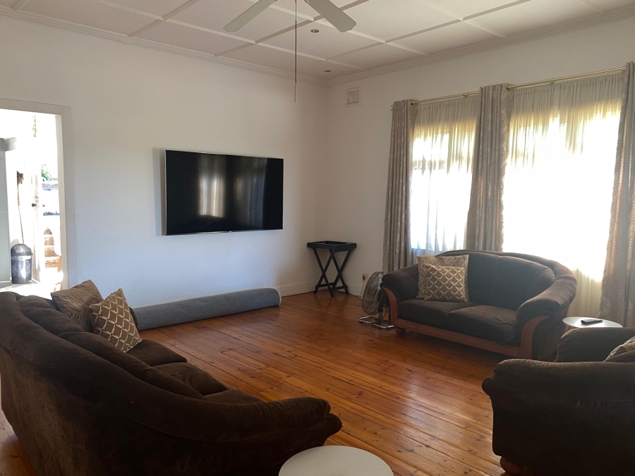 4 Bedroom Property for Sale in Glenwood KwaZulu-Natal