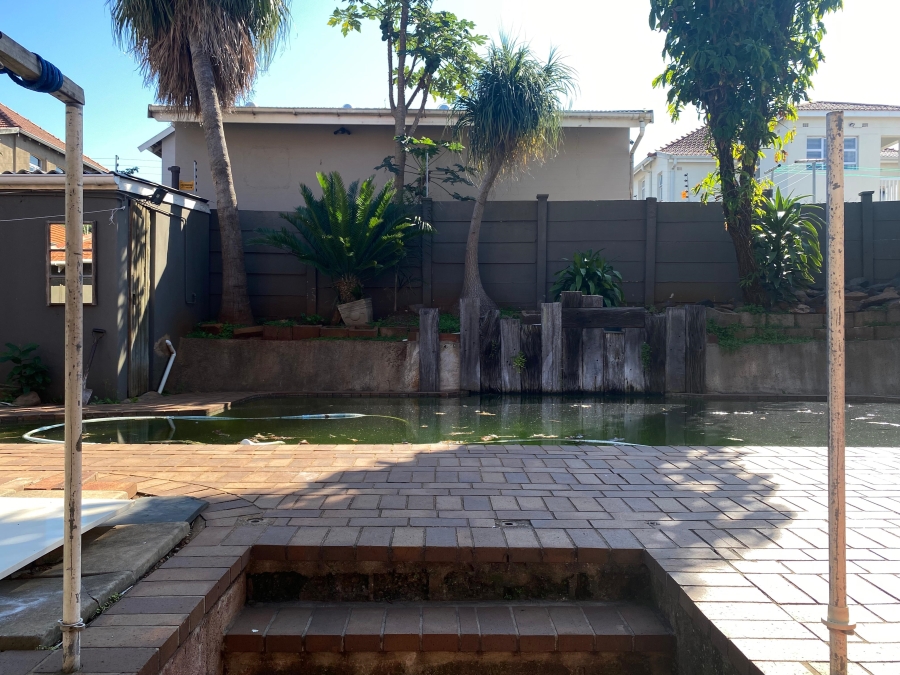 4 Bedroom Property for Sale in Glenwood KwaZulu-Natal