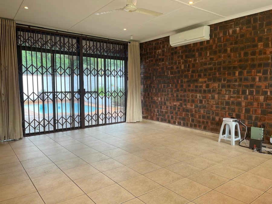 3 Bedroom Property for Sale in Meer En See KwaZulu-Natal