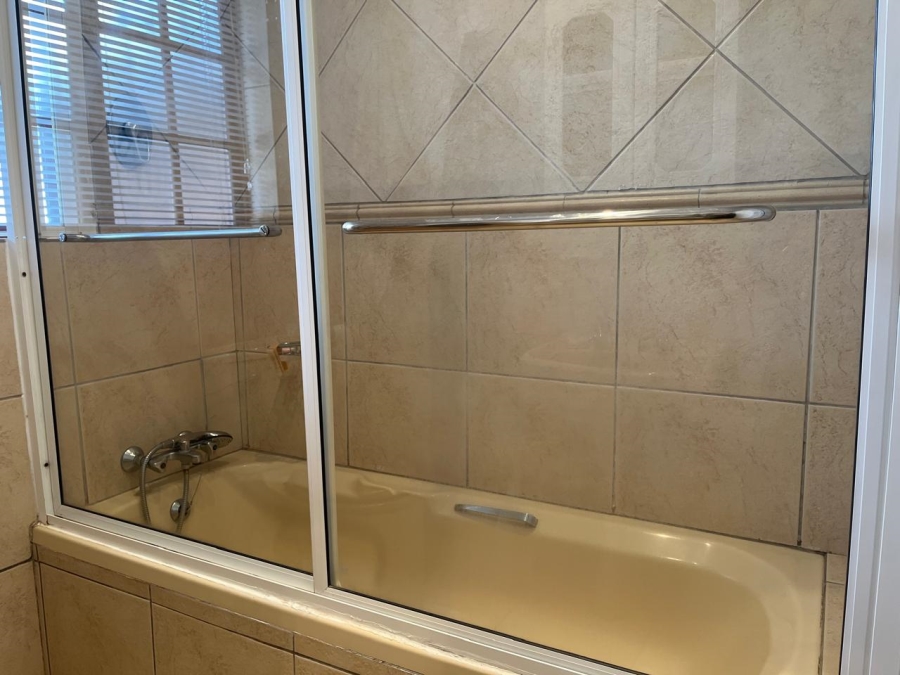3 Bedroom Property for Sale in Meer En See KwaZulu-Natal