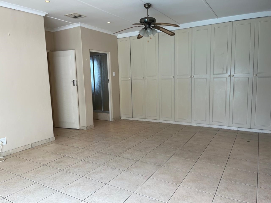 3 Bedroom Property for Sale in Meer En See KwaZulu-Natal