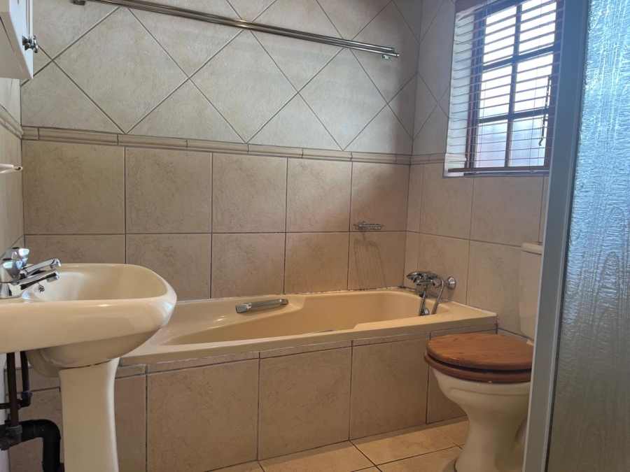 3 Bedroom Property for Sale in Meer En See KwaZulu-Natal