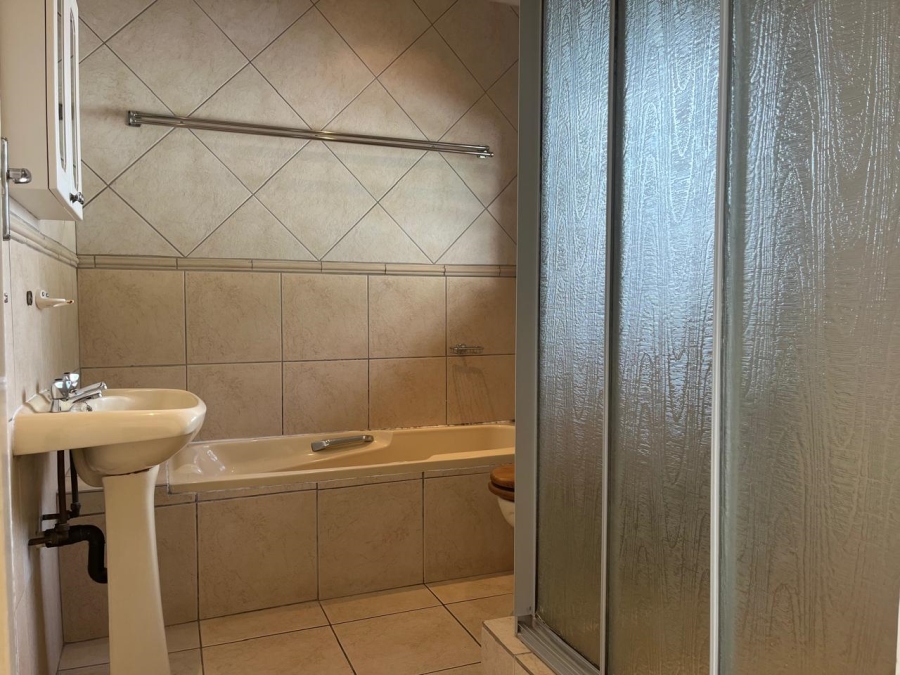 3 Bedroom Property for Sale in Meer En See KwaZulu-Natal