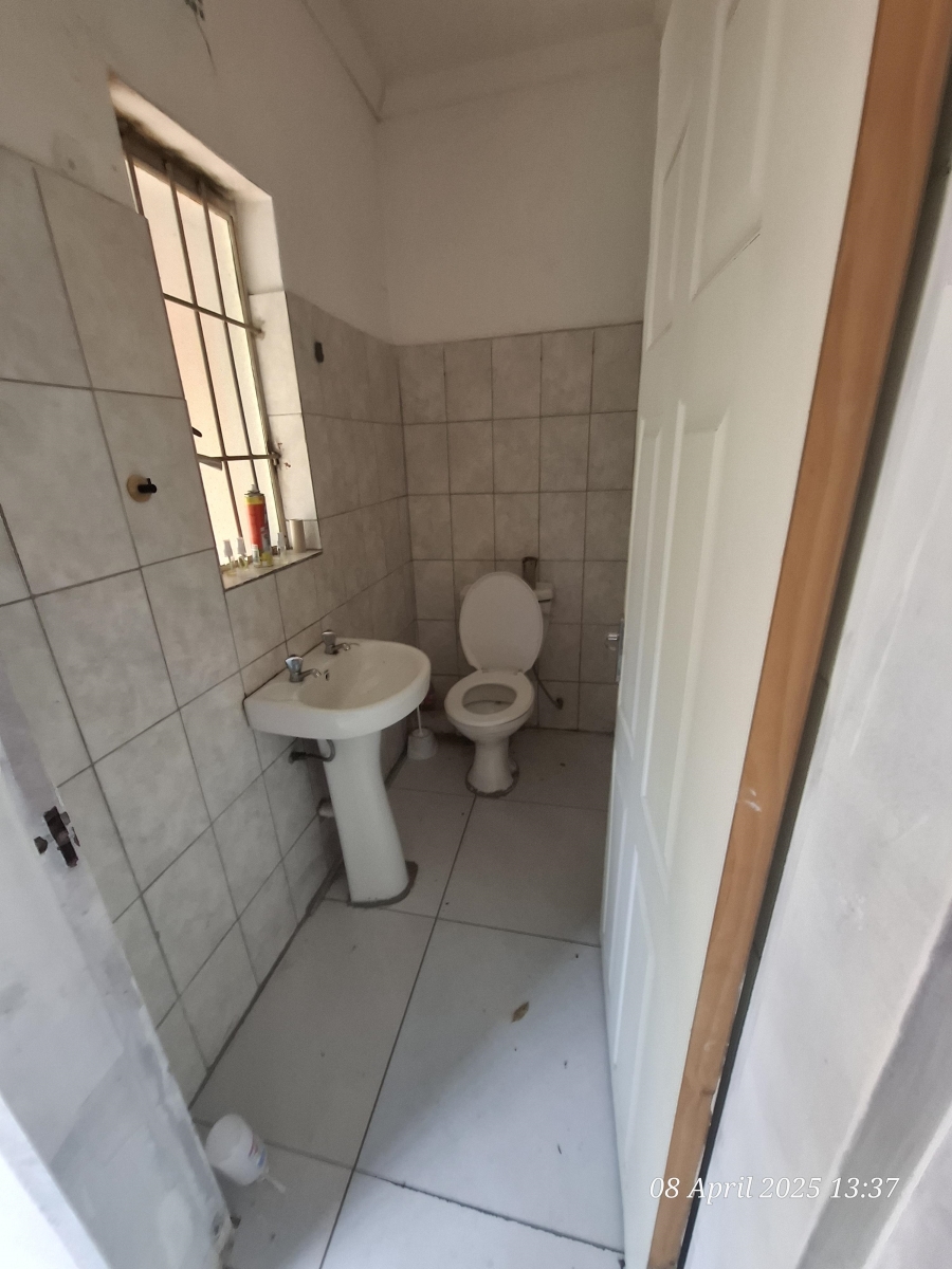 To Let commercial Property for Rent in Pioneer Park KwaZulu-Natal
