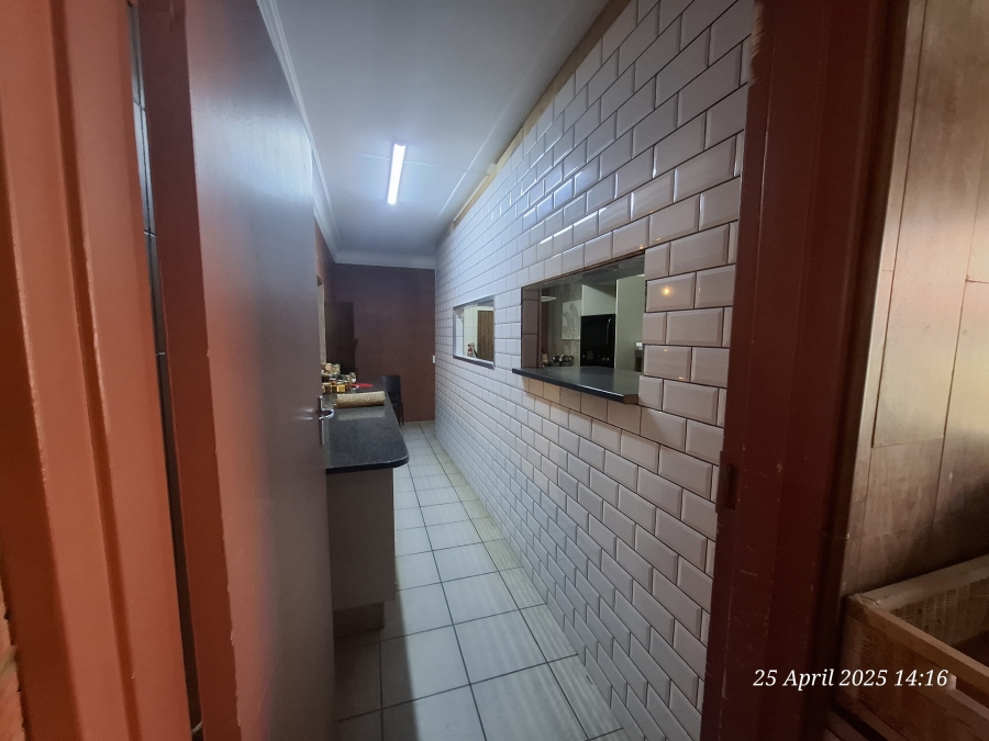 To Let commercial Property for Rent in Pioneer Park KwaZulu-Natal