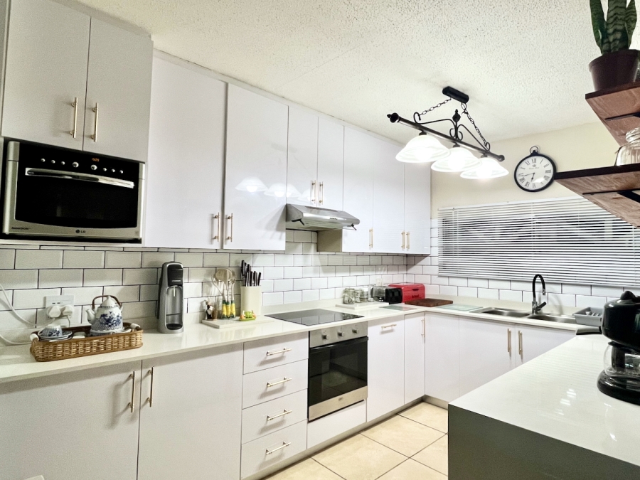 To Let 3 Bedroom Property for Rent in Ballito Central KwaZulu-Natal