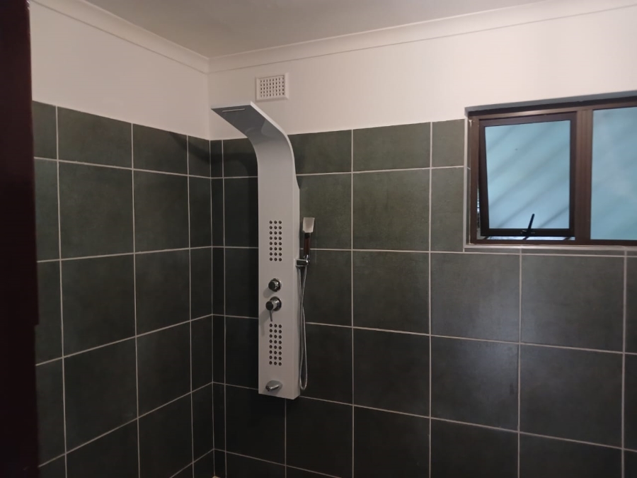 5 Bedroom Property for Sale in Blythedale KwaZulu-Natal