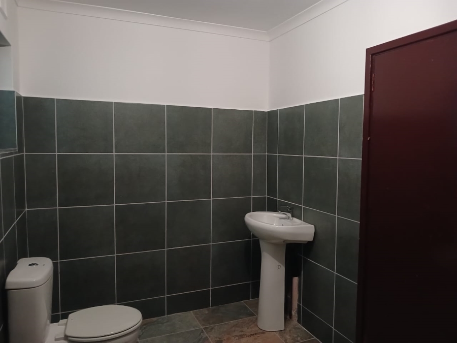 5 Bedroom Property for Sale in Blythedale KwaZulu-Natal