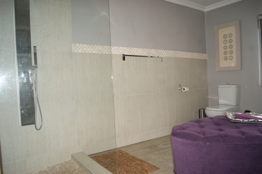 5 Bedroom Property for Sale in Blythedale KwaZulu-Natal
