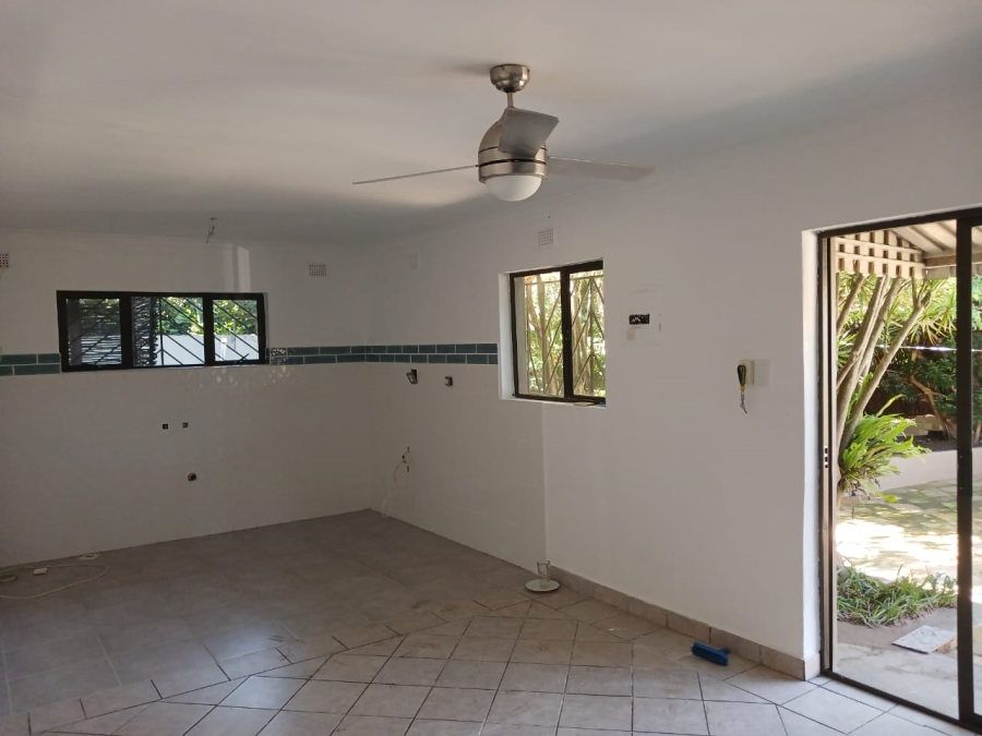 5 Bedroom Property for Sale in Blythedale KwaZulu-Natal