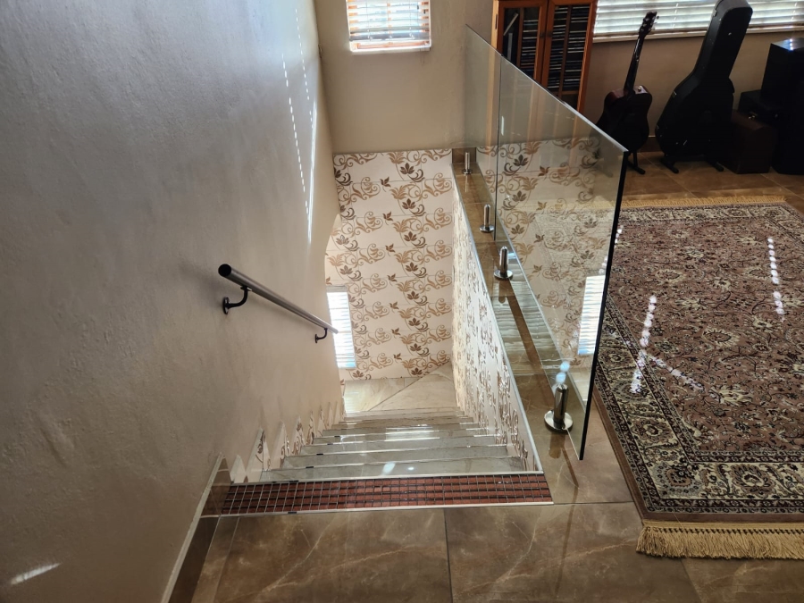 4 Bedroom Property for Sale in Hillcrest Central KwaZulu-Natal