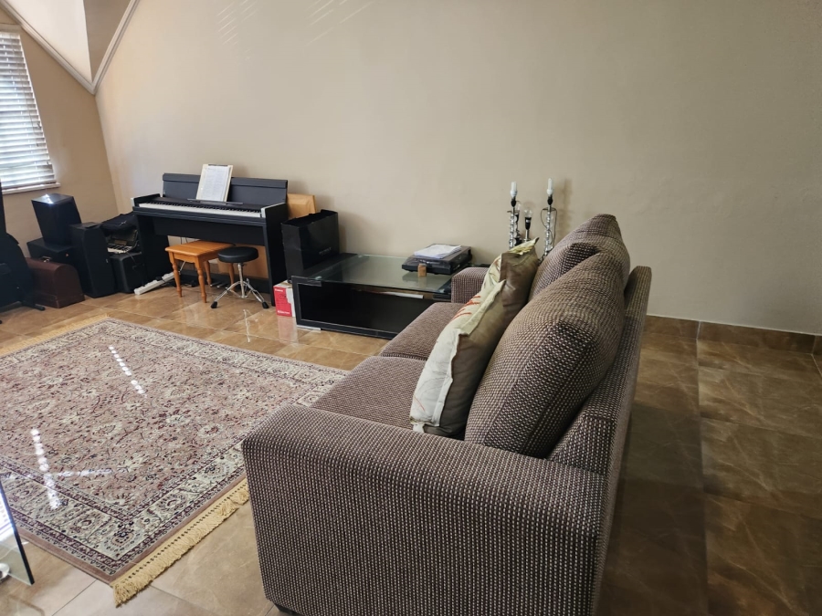 4 Bedroom Property for Sale in Hillcrest Central KwaZulu-Natal