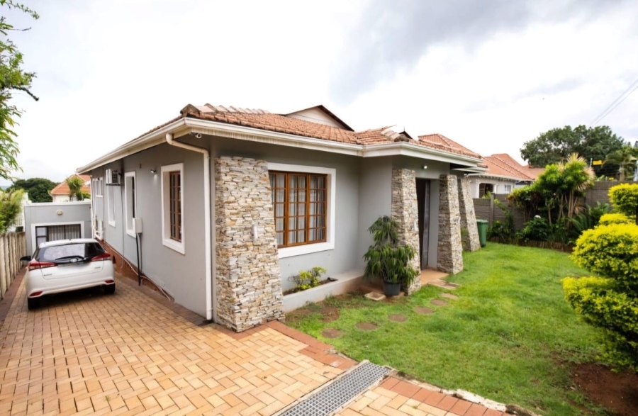 3 Bedroom Property for Sale in Glenwood KwaZulu-Natal