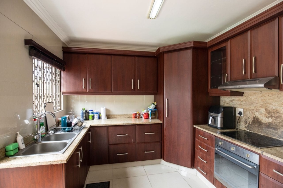 3 Bedroom Property for Sale in Glenwood KwaZulu-Natal