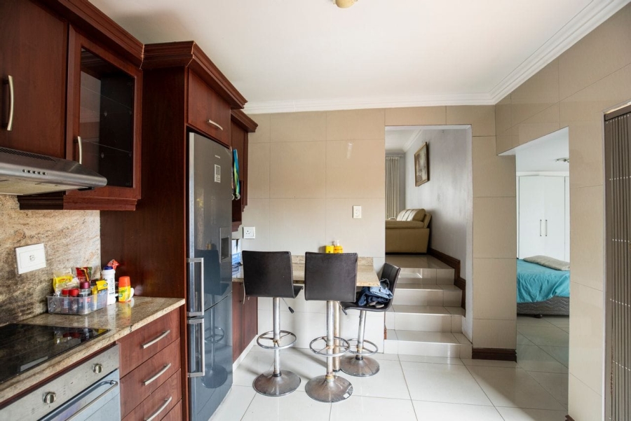 3 Bedroom Property for Sale in Glenwood KwaZulu-Natal