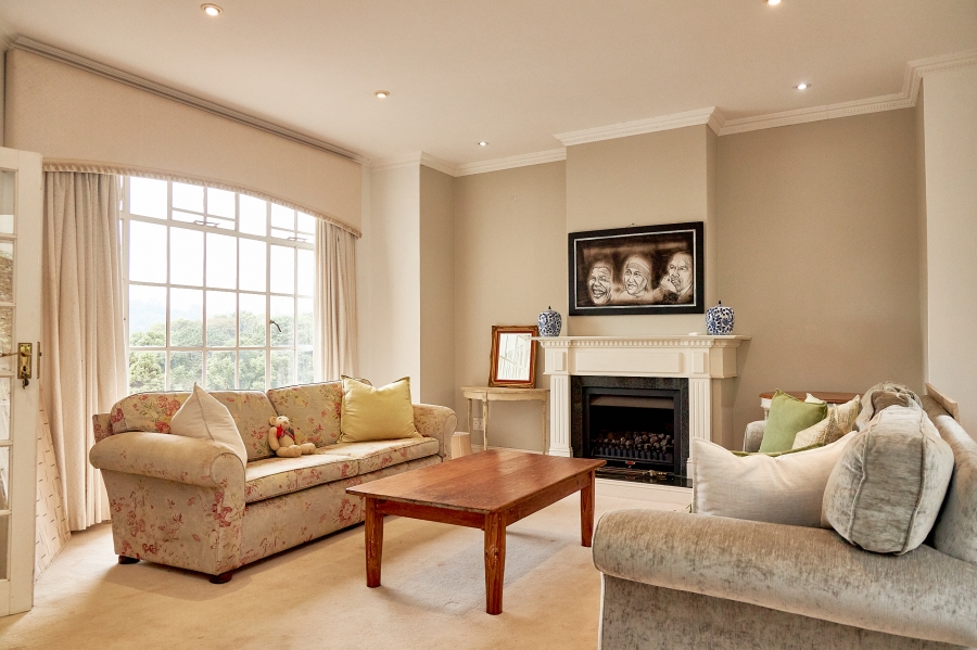 6 Bedroom Property for Sale in Montrose KwaZulu-Natal