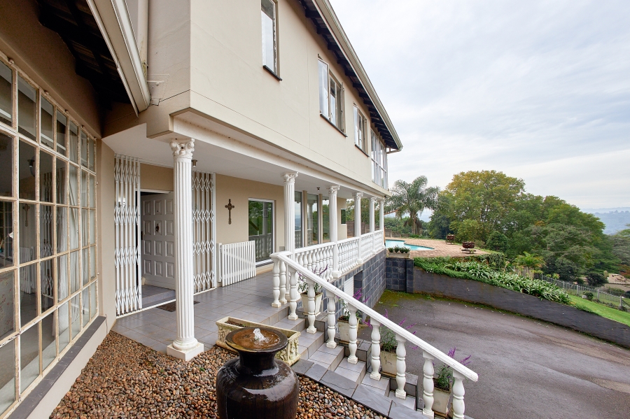 6 Bedroom Property for Sale in Montrose KwaZulu-Natal
