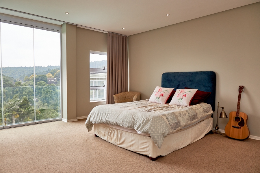 6 Bedroom Property for Sale in Montrose KwaZulu-Natal