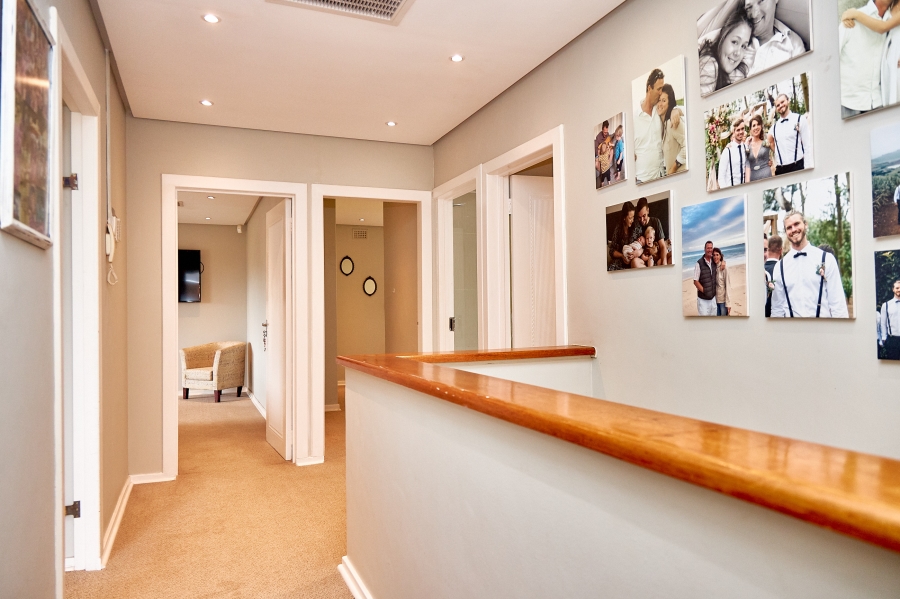 6 Bedroom Property for Sale in Montrose KwaZulu-Natal