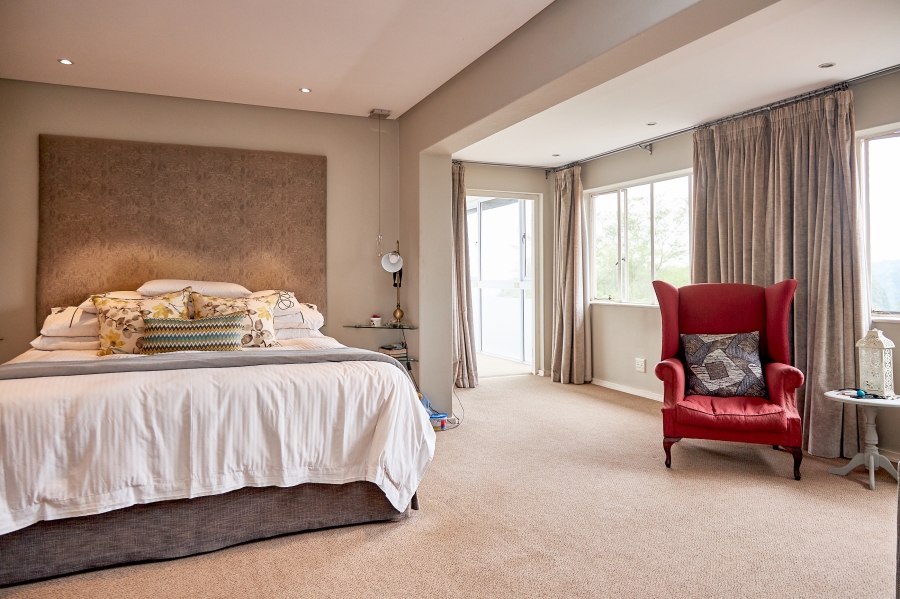 6 Bedroom Property for Sale in Montrose KwaZulu-Natal