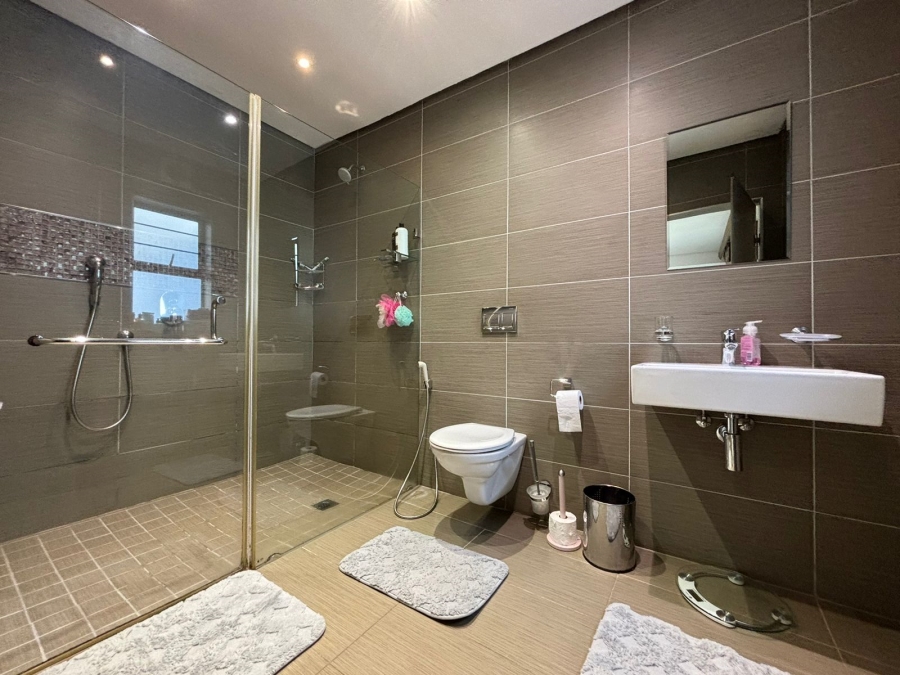 To Let 3 Bedroom Property for Rent in Musgrave KwaZulu-Natal