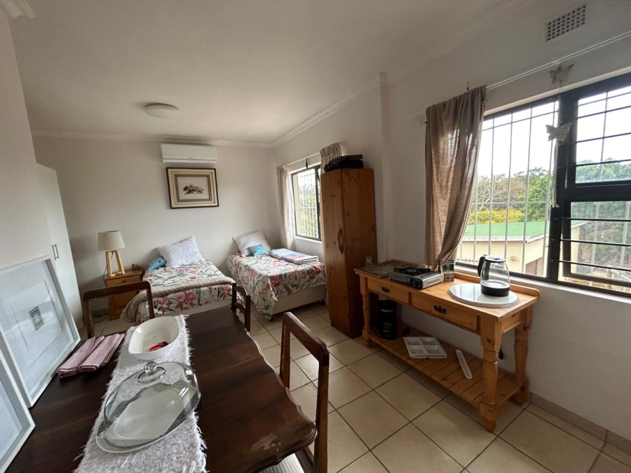 To Let 1 Bedroom Property for Rent in Margate KwaZulu-Natal