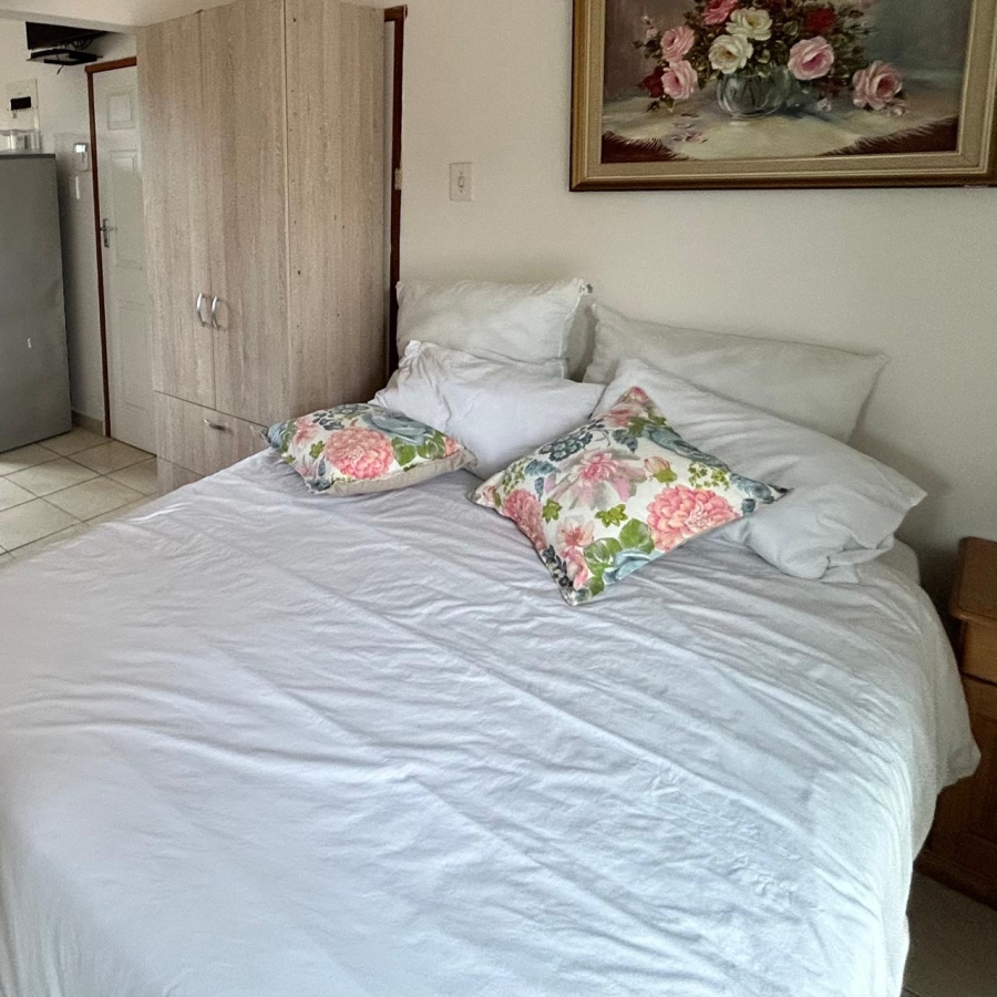 To Let 1 Bedroom Property for Rent in Margate KwaZulu-Natal
