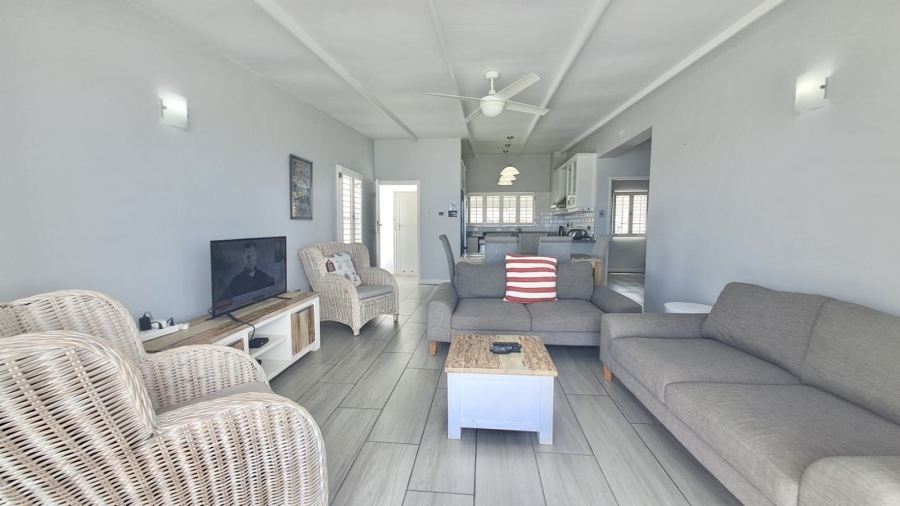 To Let 3 Bedroom Property for Rent in Shakas Rock KwaZulu-Natal