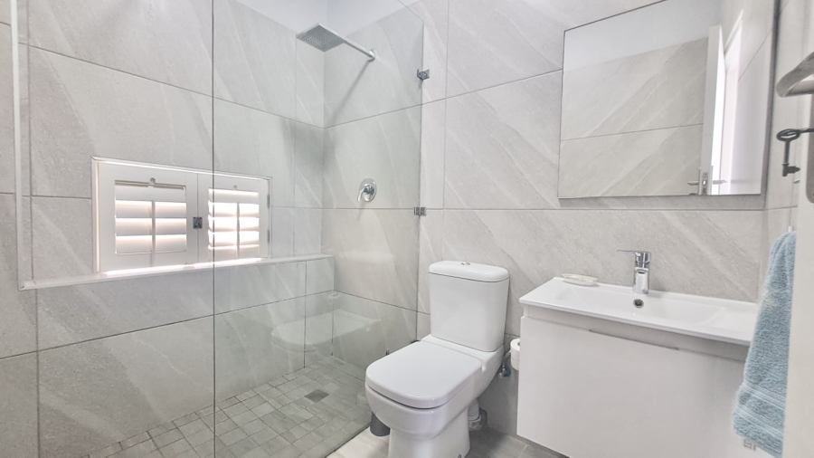 To Let 3 Bedroom Property for Rent in Shakas Rock KwaZulu-Natal
