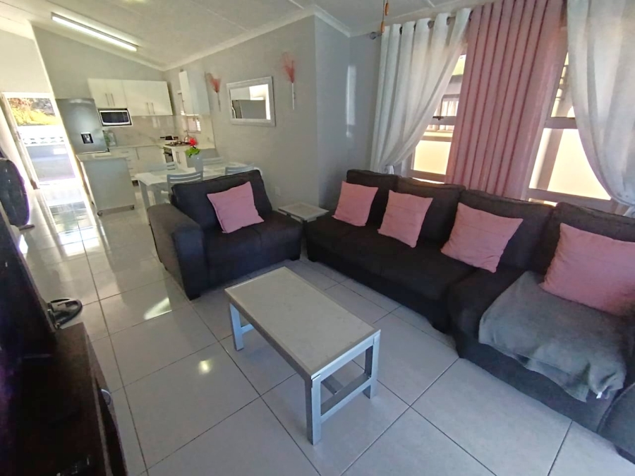 2 Bedroom Property for Sale in Hibberdene KwaZulu-Natal