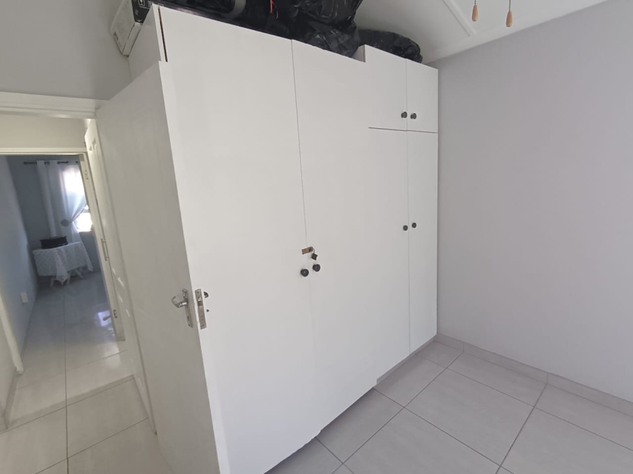 2 Bedroom Property for Sale in Hibberdene KwaZulu-Natal
