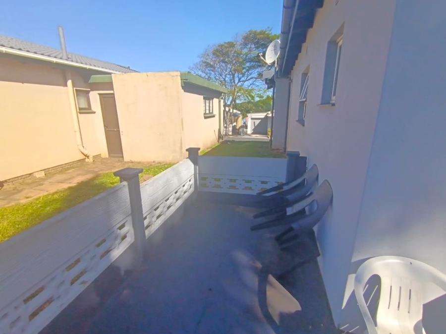 2 Bedroom Property for Sale in Hibberdene KwaZulu-Natal