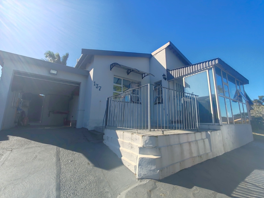 2 Bedroom Property for Sale in Hibberdene KwaZulu-Natal