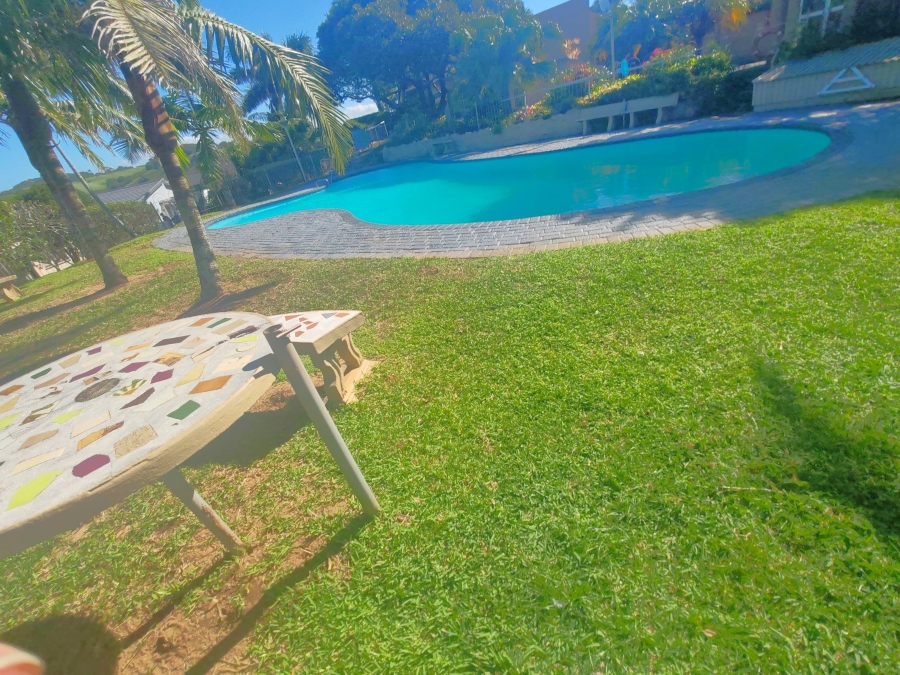 2 Bedroom Property for Sale in Hibberdene KwaZulu-Natal
