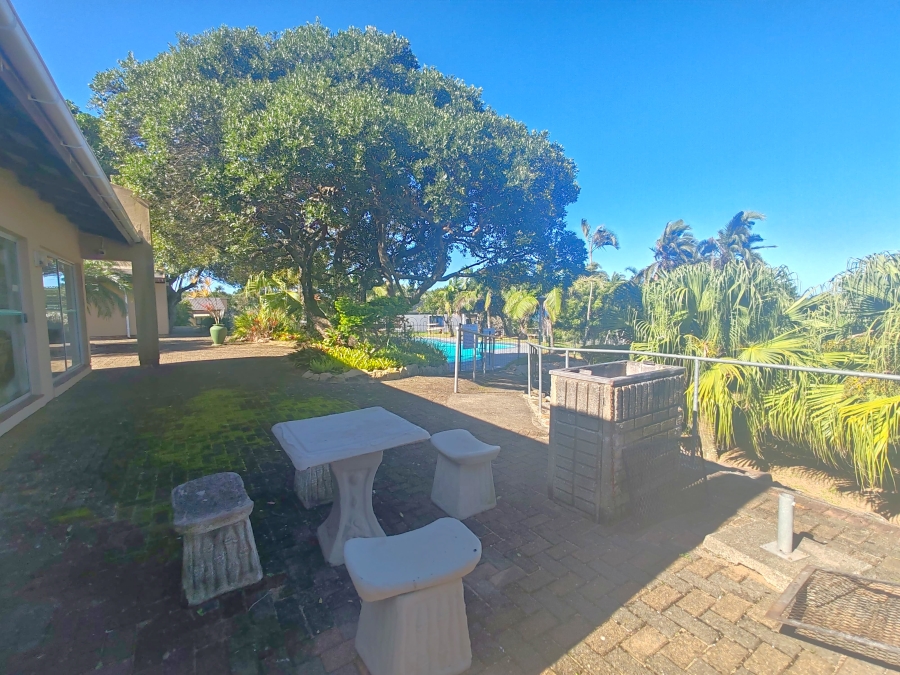 2 Bedroom Property for Sale in Hibberdene KwaZulu-Natal