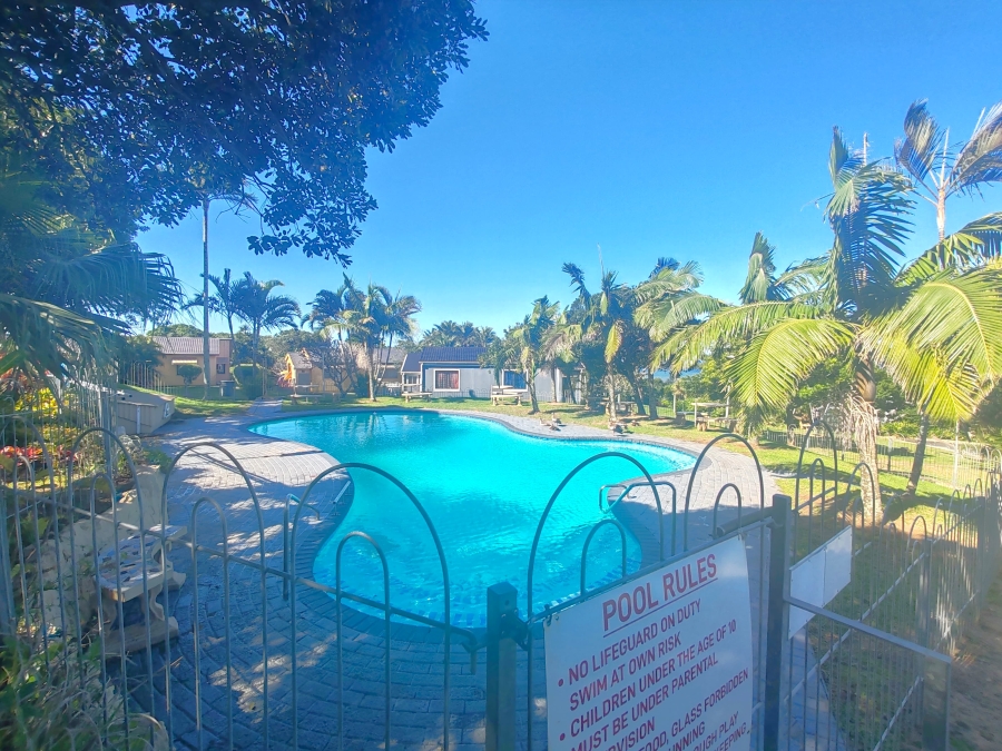 2 Bedroom Property for Sale in Hibberdene KwaZulu-Natal